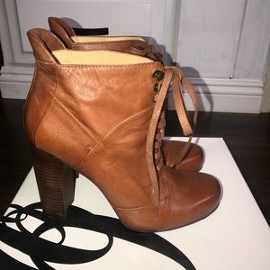 Nine West Leather Heeled boots ( Brand New)